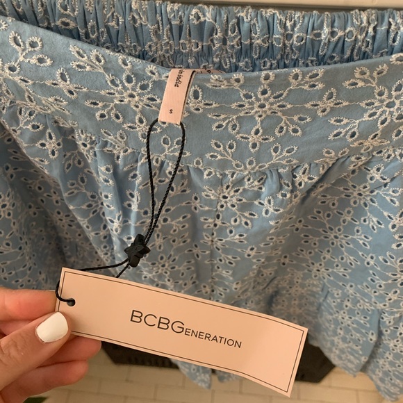 Blue lace shorts - Picture 7 of 7